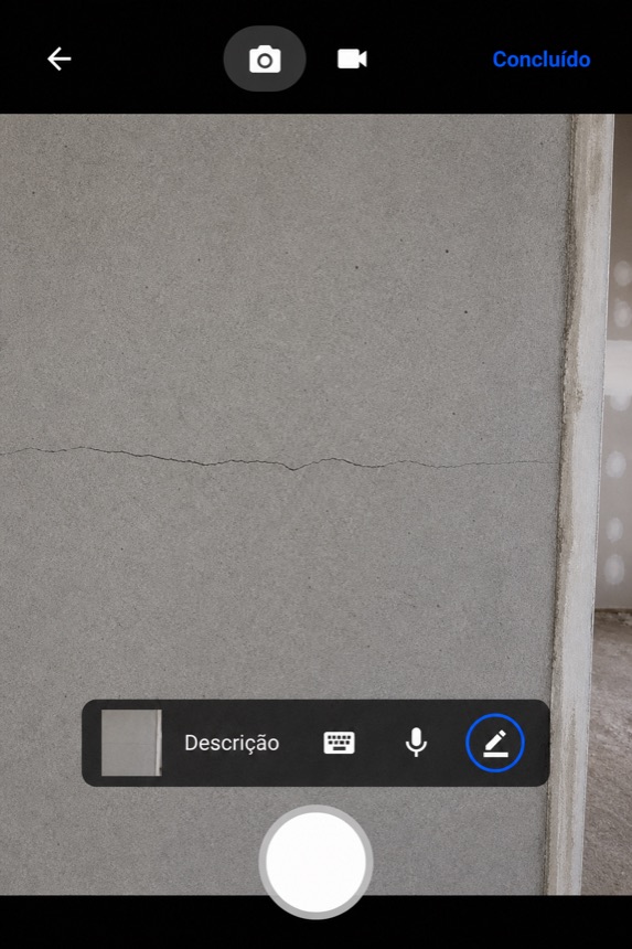 Open Description on the camera action bar